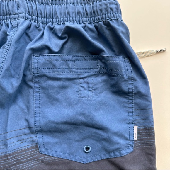 Vuori Kore Shorts, Men’s Small - Picture 8 of 8